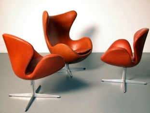Swan Chair
