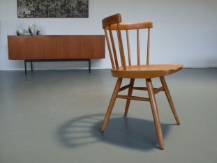 Straight Chair