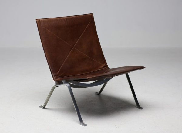 Pair of early PK22 Lounge Chairs in Leather by Poul Kjærholm for EKC, 1970s - Image 7