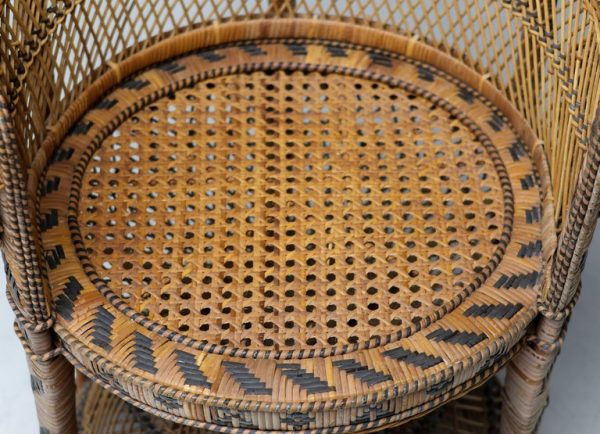 Vintage Tongue-in-Chic Handcrafted Wicker Peacock Chair "Emmanuelle" - Image 10