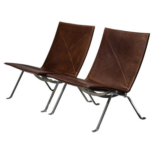 Pair of early PK22 Lounge Chairs in Leather by Poul Kjærholm for EKC, 1970s