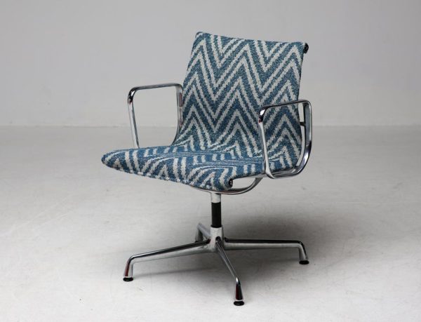 Bespoke One-Off Charles & Ray Eames EA108 Chair - Image 2