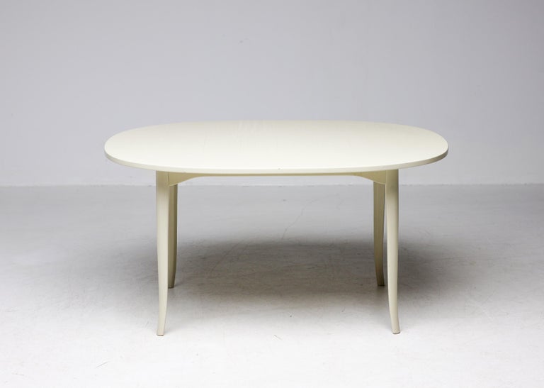 Elegant Bone White Lacquered Oval Side Table by Carl Malmsten for Möbel Komponer - Image 2