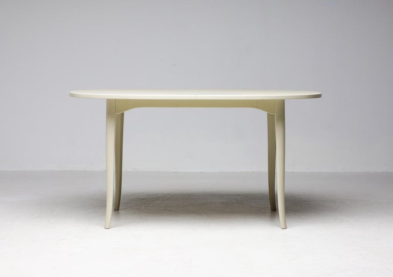 Elegant Bone White Lacquered Oval Side Table by Carl Malmsten for Möbel Komponer - Image 3