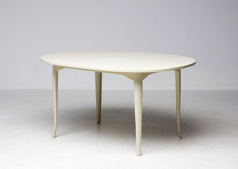 Elegant Bone White Lacquered Oval Side Table by Carl Malmsten for Möbel Komponer - Image 10