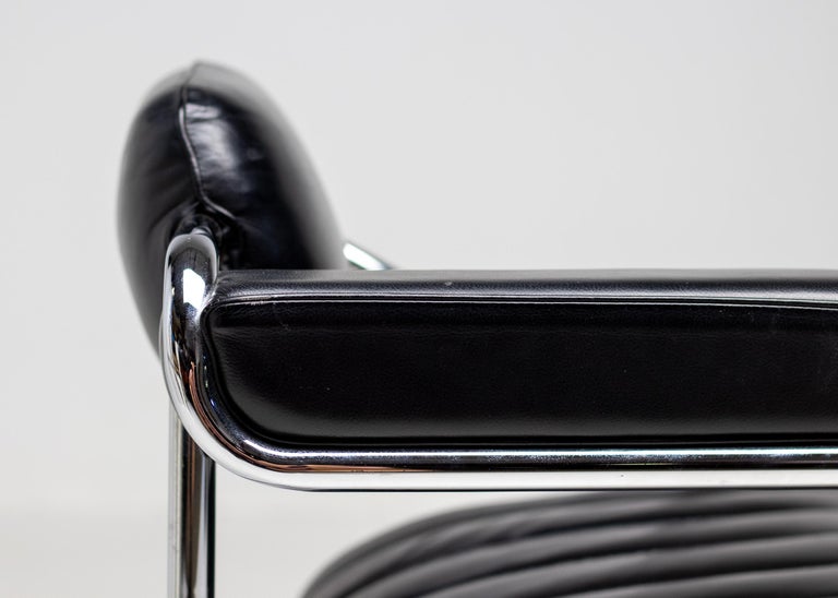 Eileen Gray “Non Conformist” Chair, France, 1970 - Image 4