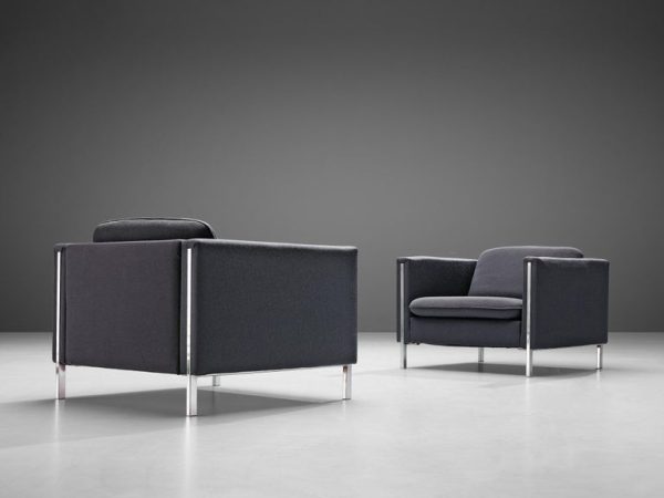Pierre Paulin for Artifort Pair of Lounge Chairs - Image 4