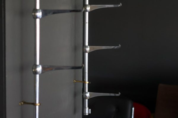 Set of Art Deco Brackets for Glass Shelves – Refined Architectural Elegance - Image 8