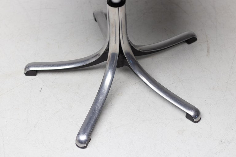 Set of Eight Modus Swiveling Conference Chairs by Osvaldo Borsani, Tecno, 1960 - Image 7