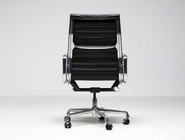 Charles & Ray Eames EA119 Black Leather Executive Desk Chair by Herman Miller - Image 9