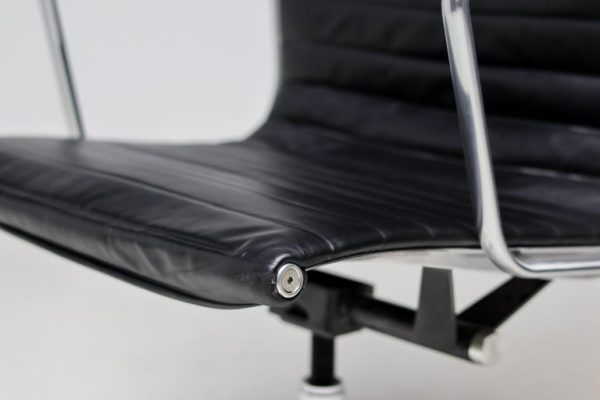 Charles & Ray Eames EA119 Black Leather Executive Desk Chair by Herman Miller - Image 11