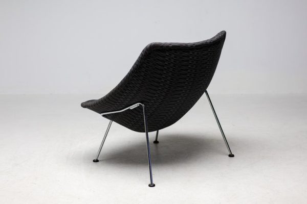 Large Artifort Oyster model F157 lounge chair for Artifort The Netherlands - Image 5