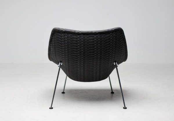 Large Artifort Oyster model F157 lounge chair for Artifort The Netherlands - Image 6