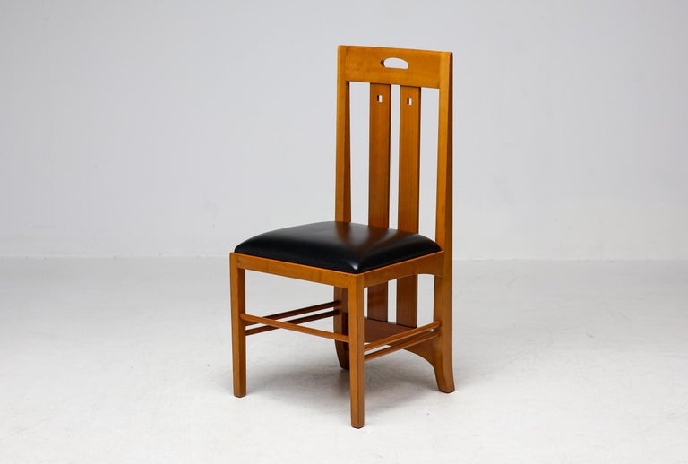 Frank Lloyd Wright '608 Taliesin' Table + Four Mackintosh “309 Ingram” Chairs - Image 10