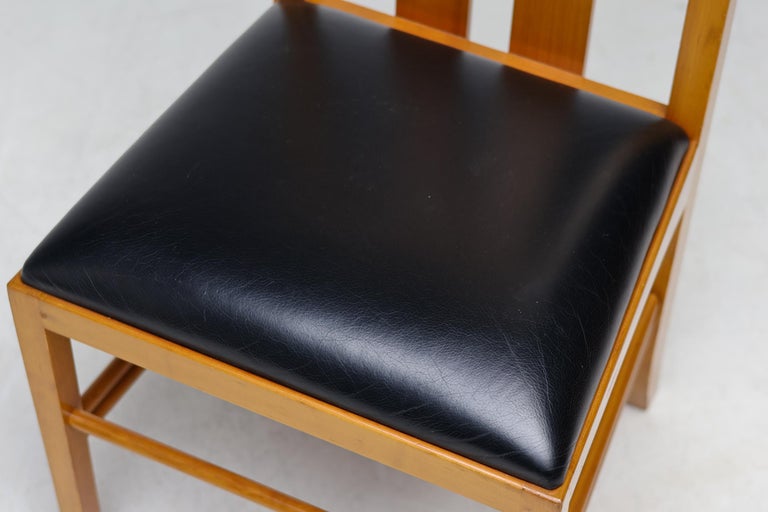 Frank Lloyd Wright '608 Taliesin' Table + Four Mackintosh “309 Ingram” Chairs - Image 11