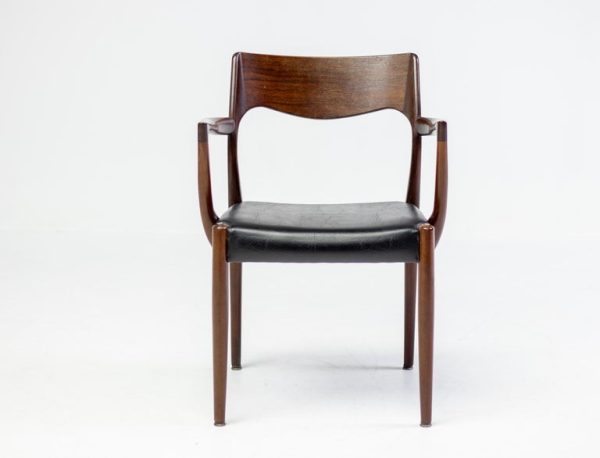 Niels Otto Møller Model 57 Carver Chair - Image 6