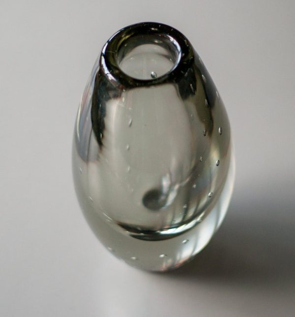 Pearl Necklace Vase by Gunnel Nyman - Image 3