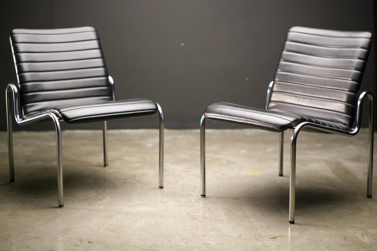 Pair of Kho Liang Ie Model 703 Lounge Chairs, 1968 - Image 11