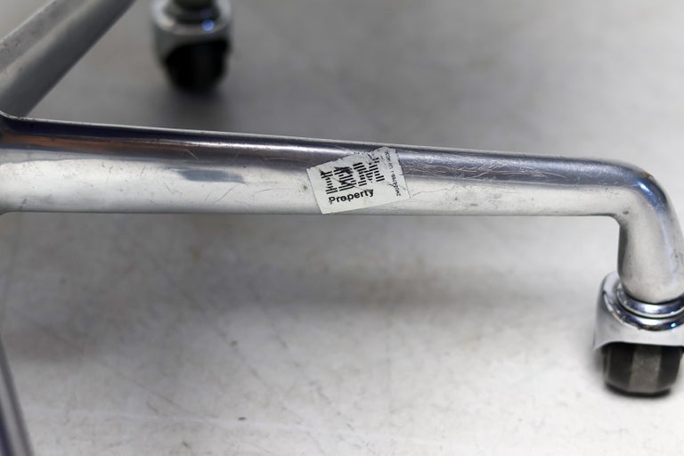 Unique Blue IBM Executive Office Chair by Charles & Ray Eames for Herman Miller - Image 3