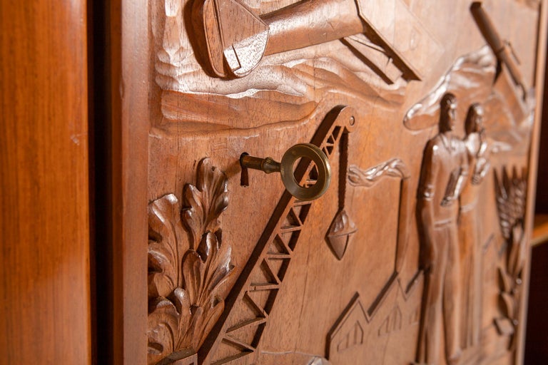 Monumental Italian Walnut and Bookmatched Rosewood Display Cabinet - Image 11