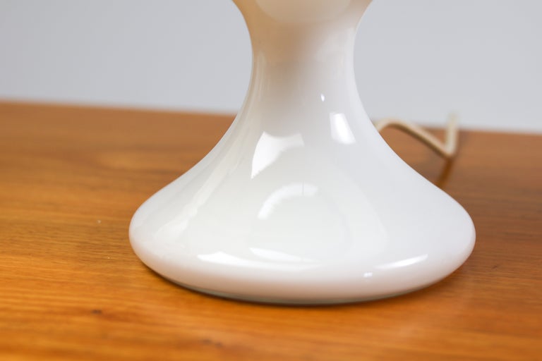 Ingo Maurer 'ML1 – Great White' Hand-Blown Glass Table Lamp for M-Design, 1968 - Image 3