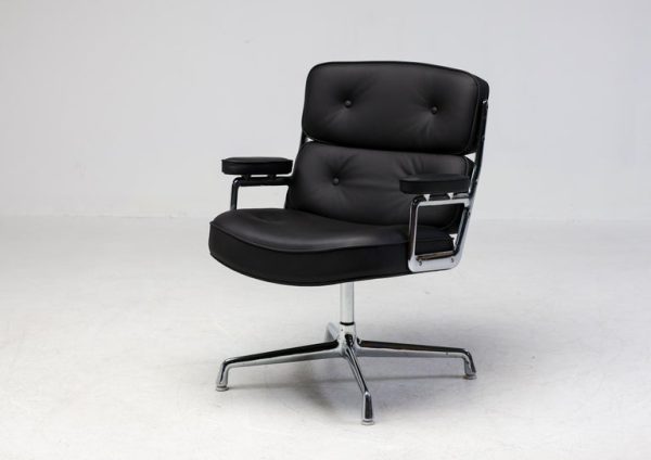 Vitra Charles & Ray Eames Executive Lobby Chair - Image 9