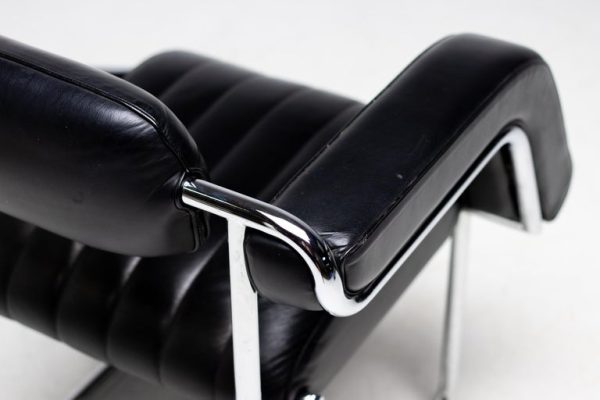 Eileen Gray Non Conformist Chair, France, 1970 - Image 7
