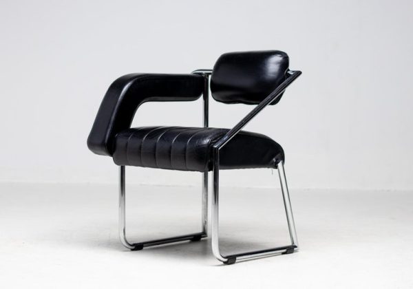 Eileen Gray Non Conformist Chair, France, 1970 - Image 3
