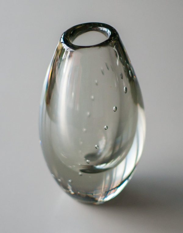 Pearl Necklace Vase by Gunnel Nyman - Image 2