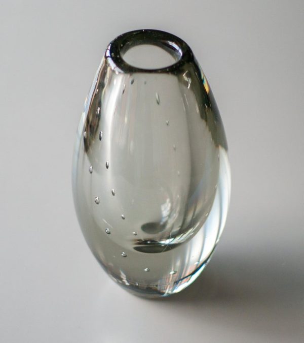 Pearl Necklace Vase by Gunnel Nyman - Image 6