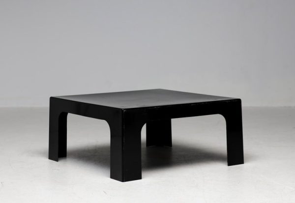 Italian 1970s Black Fiberglass Square Coffee Table - Image 2