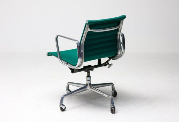 Herman Miller Mid Century Modern Charles & Ray Eames Green Executive Desk Chair - Image 7