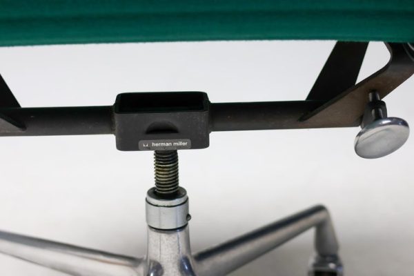 Herman Miller Mid Century Modern Charles & Ray Eames Green Executive Desk Chair - Image 10