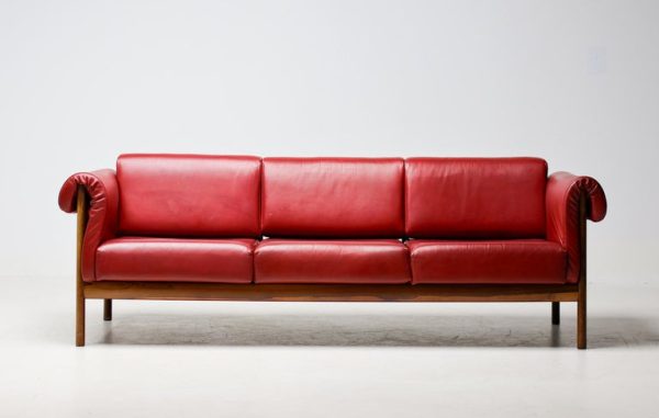 Johannes Andersen Danish Mid Century Modern Rosewood Sofa in Bordeaux leather - Image 2
