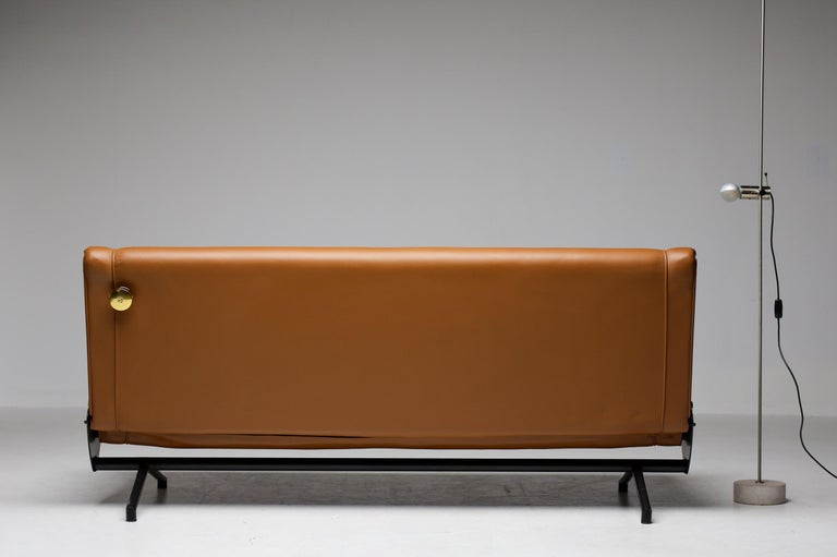 Sofa D70 in Cuoio Leather by Osvaldo Borsani for Tecno - Image 12