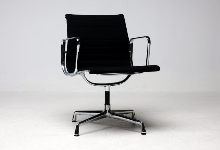 Set of Six Iconic EA108 Eames "Aluminium Group" Swivel Chairs by Vitra in Black - Image 7
