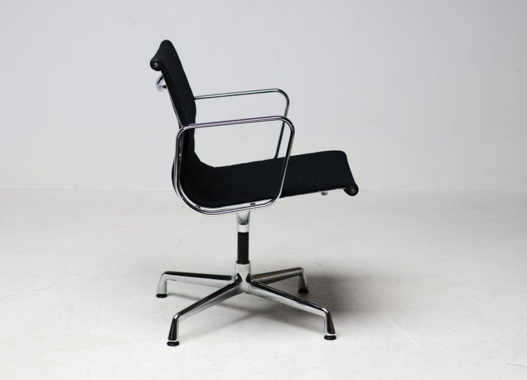Set of Six Iconic EA108 Eames "Aluminium Group" Swivel Chairs by Vitra in Black - Image 6