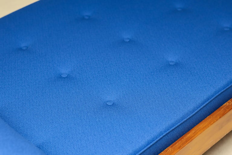 Pierre Chapo’s “T22” Daybed – Sculptural Elm, in Bleu Marcoule Wool - Image 14