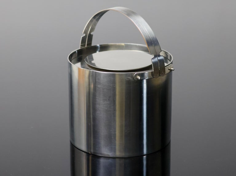 Cylinda Stainless Steel Ice Bucket with Tongs by Arne Jacobsen for Stelton, 1970 - Image 8