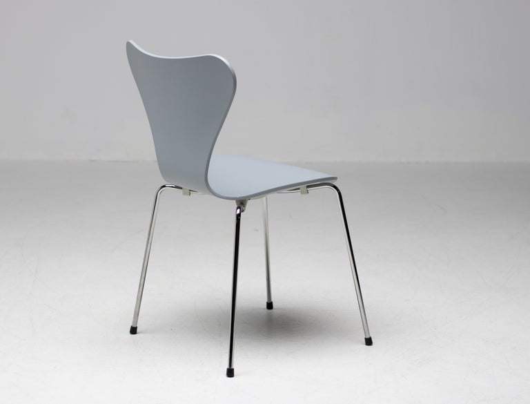 Maarten Baas Signed Limited Edition Arne Jacobsen Series 7 Chair, 2009 - Image 2