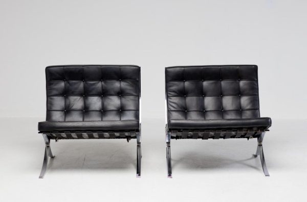 Matching Pair of Black Leather Mies van der Rohe for Knoll Barcelona Chairs - Image 7