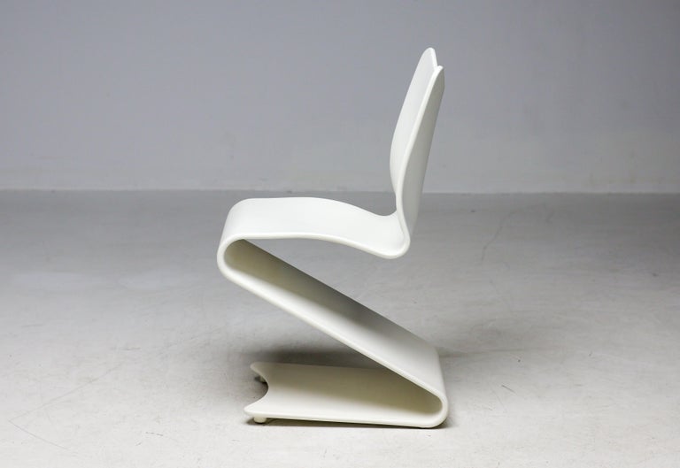 Design Icon – Verner Panton White S-Chair Model 275 for Thonet, 1965 - Image 3