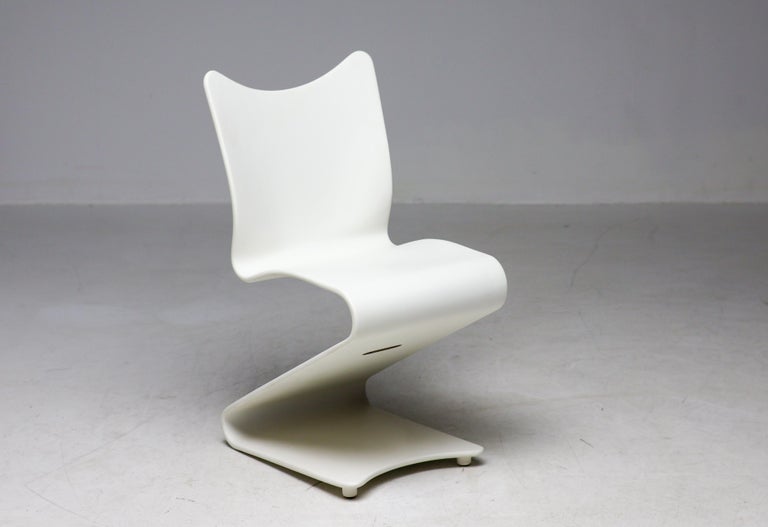 Design Icon – Verner Panton White S-Chair Model 275 for Thonet, 1965 - Image 11