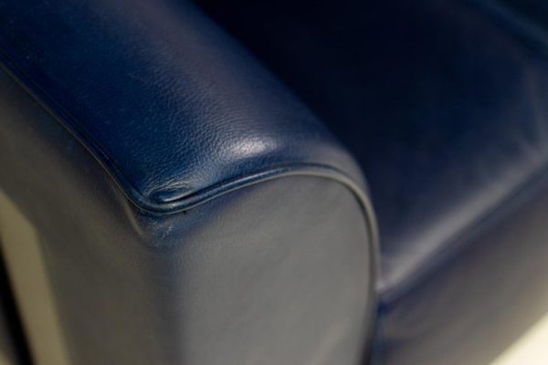Rare Indigo Blue Leather ‘ISU’ Sofa by Shigeru Uchida for Pastoe, 1995 - Image 3