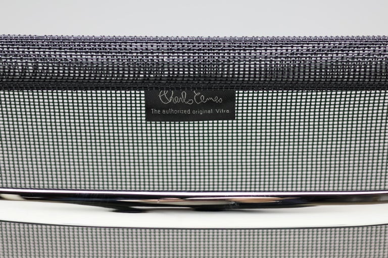 Set of Four Iconic EA108 Eames "Aluminium Group" Swivel Chairs by Vitra in Black - Image 8