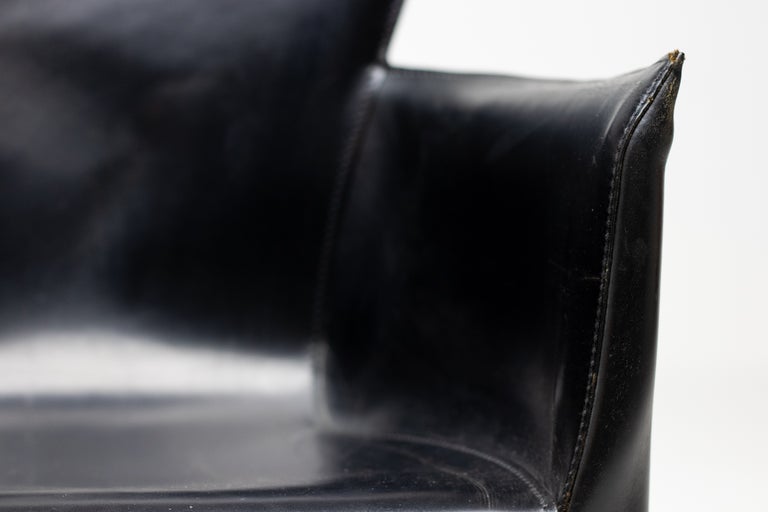 Set of Four Vela Black Leather Armchairs by Carlo Bartoli, Italy, 1990s - Image 7