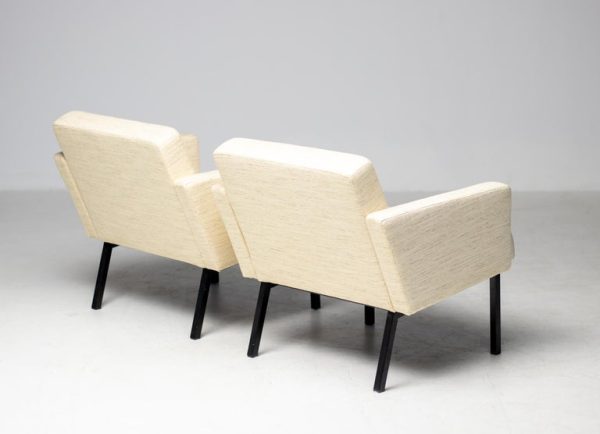 Mid Century Modern Pair of Cream Wool Martin Visser SZ48 Lounge Chairs - Image 6