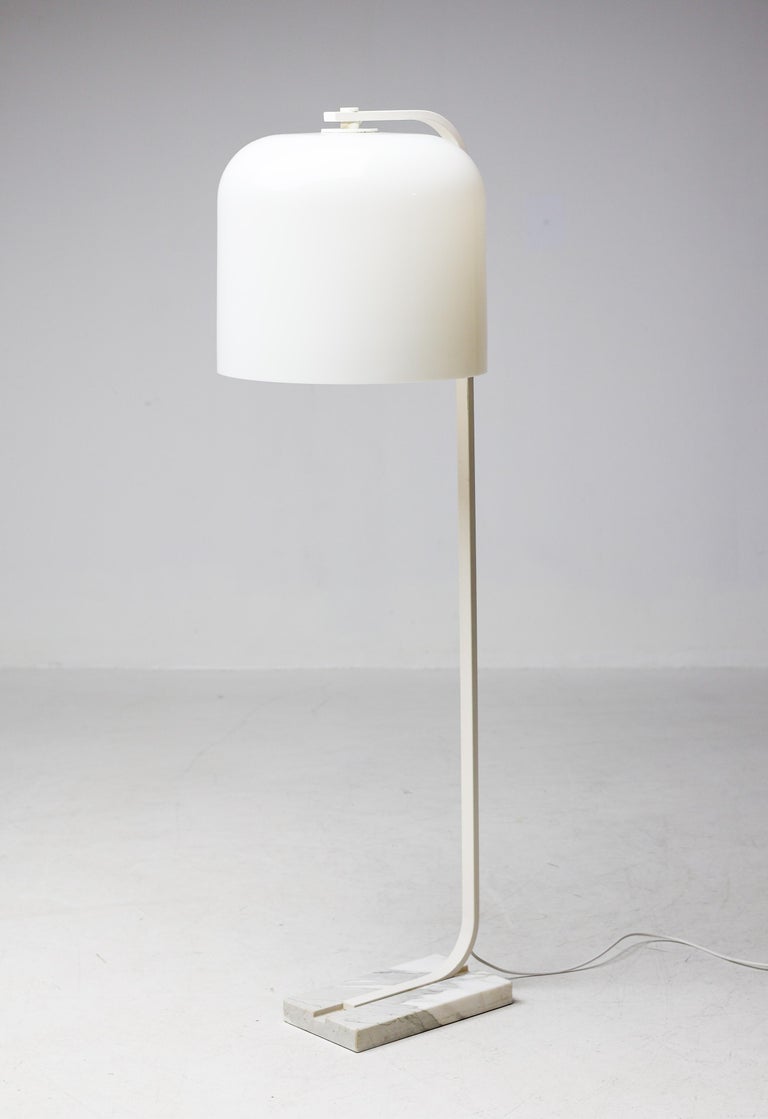 Alvise Floor Lamp by Massoni for Guzzini – Carrara Marble, Italian Minimalism - Image 8