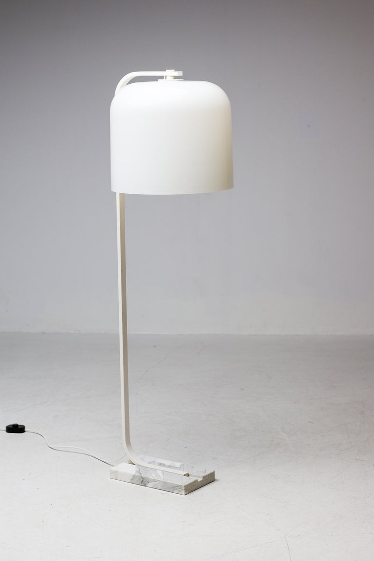 Alvise Floor Lamp by Massoni for Guzzini – Carrara Marble, Italian Minimalism - Image 11