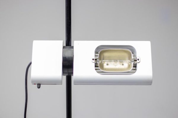 Aton Floor Lamp by Ernesto Gismondi for Artemide – Iconic Italian 1980s Design - Image 4